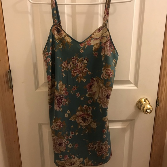 Lingerie -type floral mini-dress - Picture 1 of 3